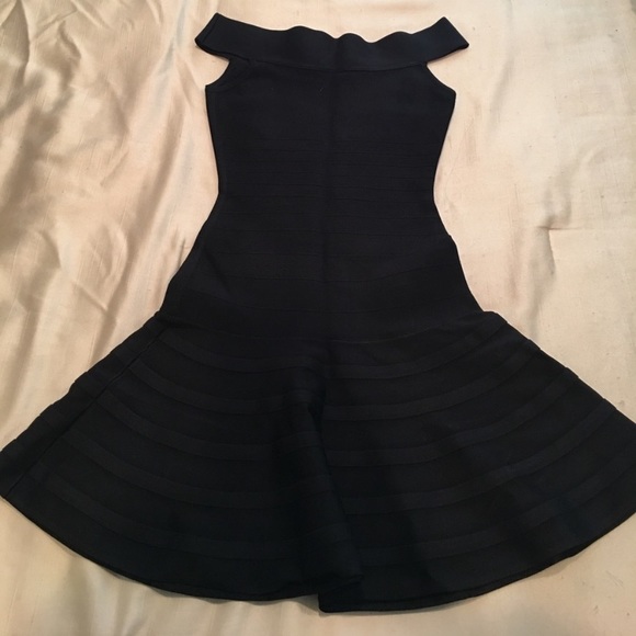 Guess by Marciano black fit and flare dress - Picture 2 of 2
